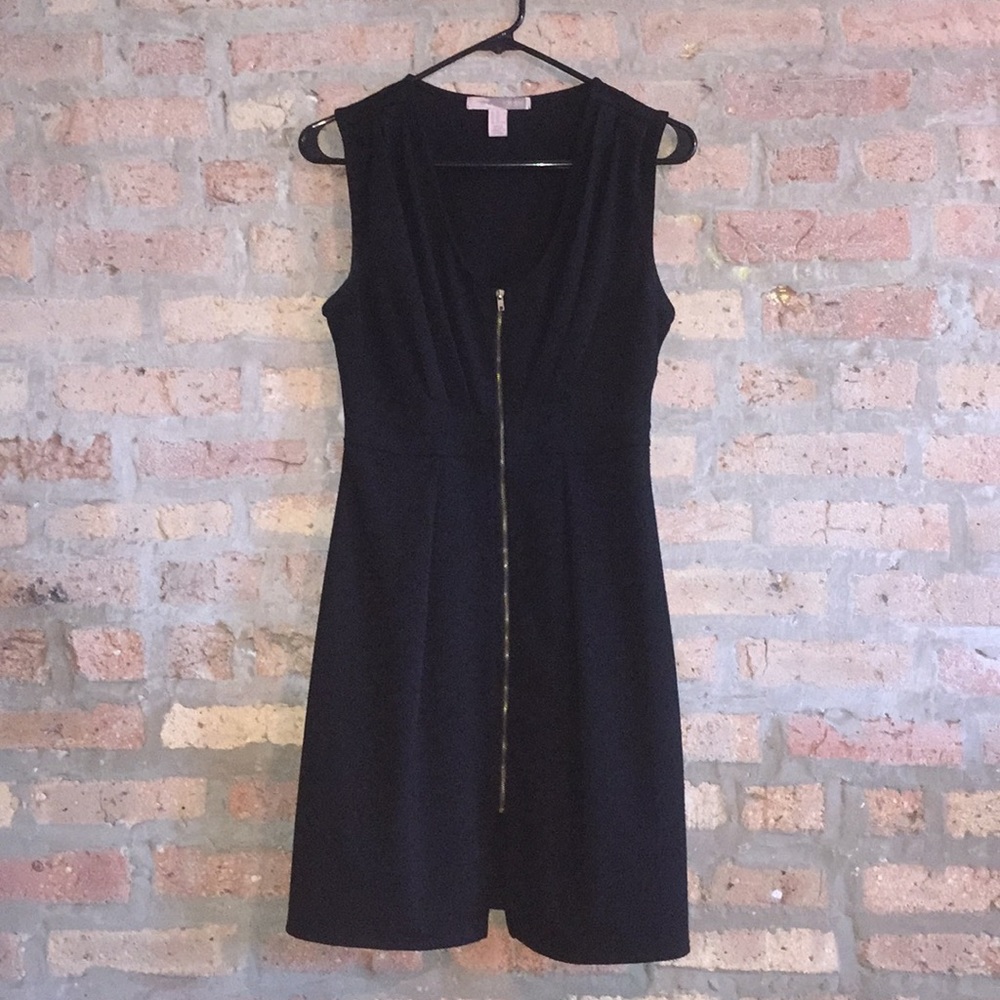 Forever 21 black cinch waist zipper dress